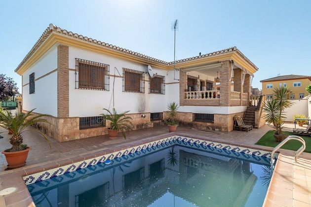 Foto 1 de Xalet en venda a paseo De Los Tilos de 5 habitacions amb terrassa i piscina