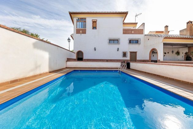 Foto 2 de Xalet en venda a calle De la Sierra de 4 habitacions amb terrassa i piscina