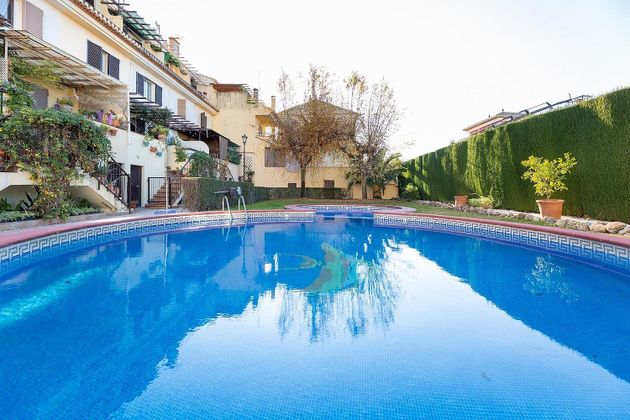 Foto 1 de Casa en venta en calle Muntasil de 4 habitaciones con terraza y piscina