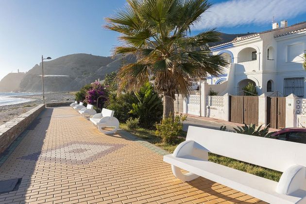 Foto 2 de Casa en venda a calle Espetos de 3 habitacions amb terrassa i piscina