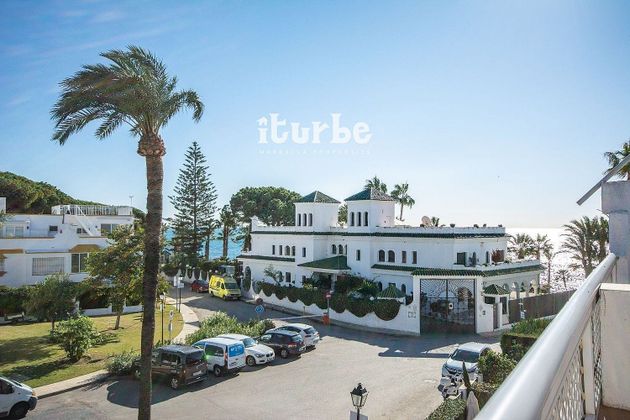 Foto 2 de Casa en lloguer a urbanización Marbellamar de 5 habitacions amb terrassa i piscina