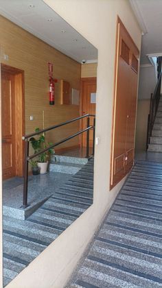Foto 1 de Venta de piso en calle Montoyas de 3 habitaciones con garaje y ascensor
