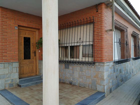 Foto 2 de Casa en venda a calle Lobosillo de 4 habitacions amb terrassa
