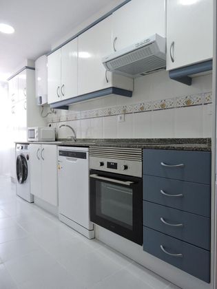 Foto 1 de Alquiler de piso en Benimàmet de 3 habitaciones con garaje y muebles
