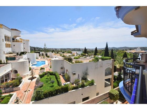 Foto 1 de Piso en venta en Mijas Golf de 2 habitaciones con terraza y piscina