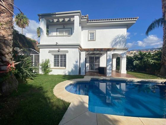 Foto 1 de Casa en venda a Mijas Golf de 4 habitacions amb terrassa i piscina