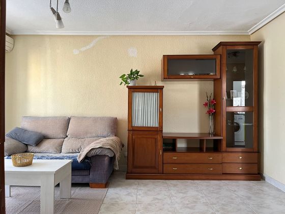 Foto 2 de Piso en venta en Plasencia de 3 habitaciones con terraza y aire acondicionado