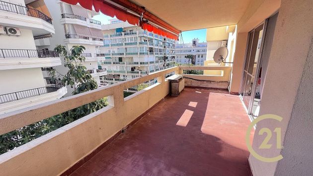Foto 2 de Pis en venda a calle De Ramón Gómez de la Serna de 2 habitacions amb terrassa i piscina