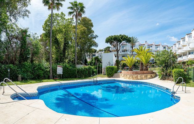 Foto 1 de Dúplex en venda a calle Pinos de 2 habitacions amb terrassa i piscina