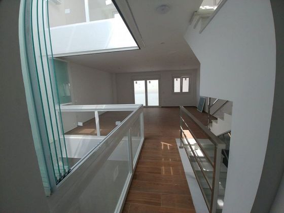 Foto 2 de Venta de casa en Zona Puerto Deportivo de 3 habitaciones con terraza y balcón