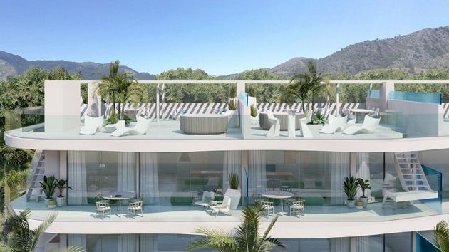 Foto 2 de Ático en venta en Las Gaviotas de 2 habitaciones con terraza y piscina