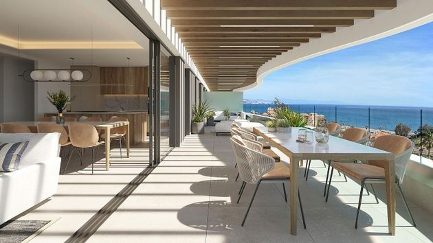 Foto 2 de Ático en venta en El Faro de Calaburra - Chaparral de 3 habitaciones con terraza y piscina