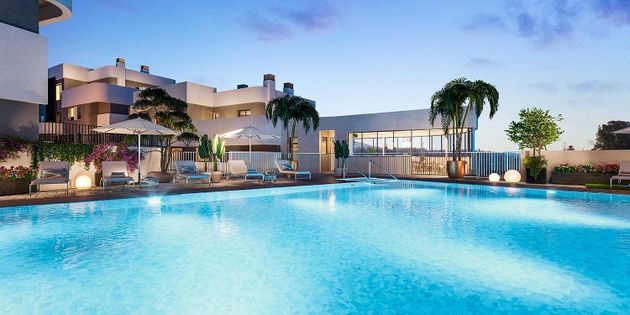 Foto 2 de Piso en venta en Los Monteros - Bahía de Marbella de 1 habitación con terraza y piscina