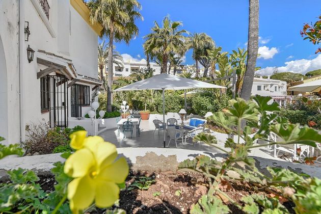 Foto 2 de Venta de dúplex en Cabo Pino - Reserva de Marbella de 4 habitaciones con terraza y piscina