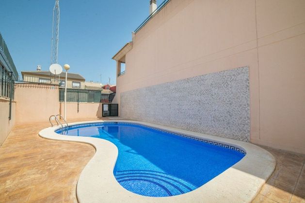 Foto 2 de Àtic en venda a Los Cuarteros de 2 habitacions amb terrassa i piscina