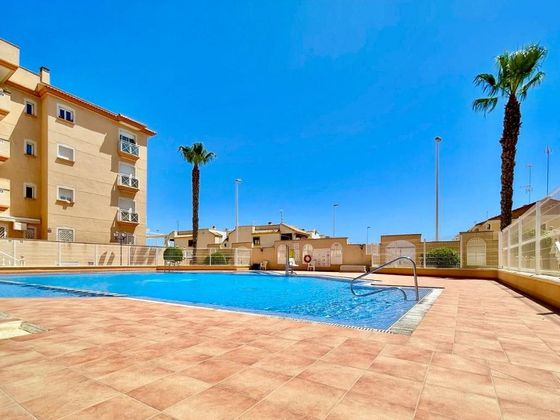 Foto 1 de Piso en venta en Los Peñascos-El Salero-Los Imbernones de 2 habitaciones con terraza y piscina