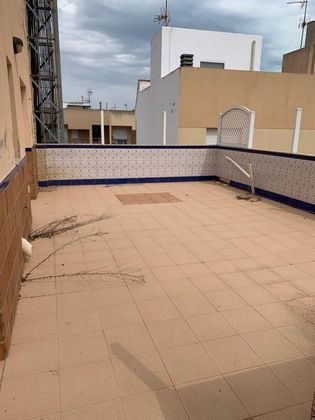 Foto 2 de Piso en venta en El Algar de 4 habitaciones con terraza y balcón