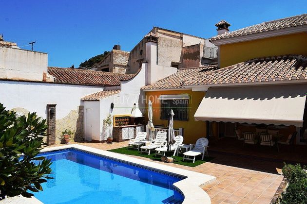 Foto 1 de Casa en venda a Camino Algarrobo - Las Arenas de 4 habitacions amb terrassa i piscina