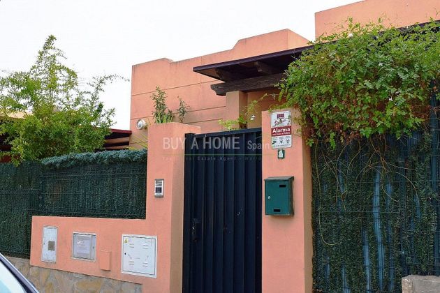 Foto 1 de Casa adosada en venta en Centro - Vélez-Málaga de 4 habitaciones con terraza y piscina