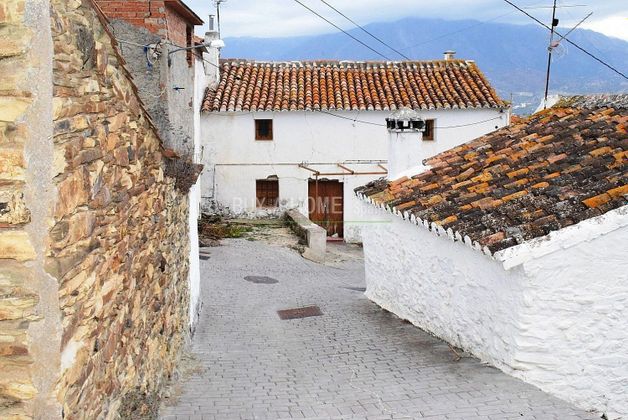 Foto 1 de Casa rural en venda a Viñuela de 3 habitacions amb terrassa