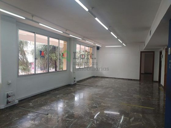 Foto 2 de Oficina en venta en Santa Marina - La Paz con aire acondicionado y ascensor