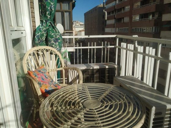 Foto 1 de Pis en venda a Casco Antiguo - Centro de 3 habitacions amb garatge i balcó