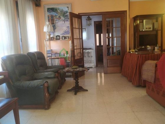 Foto 2 de Pis en venda a Maria Auxiliadora - Barriada LLera de 4 habitacions amb garatge i balcó