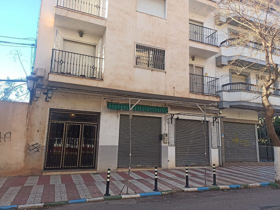 Foto 1 de Piso en venta en avenida De la Alpujarra de 3 habitaciones con terraza y aire acondicionado