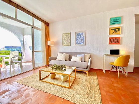 Foto 2 de Piso en venta en Nueva Nerja - Burriana de 2 habitaciones con terraza y piscina