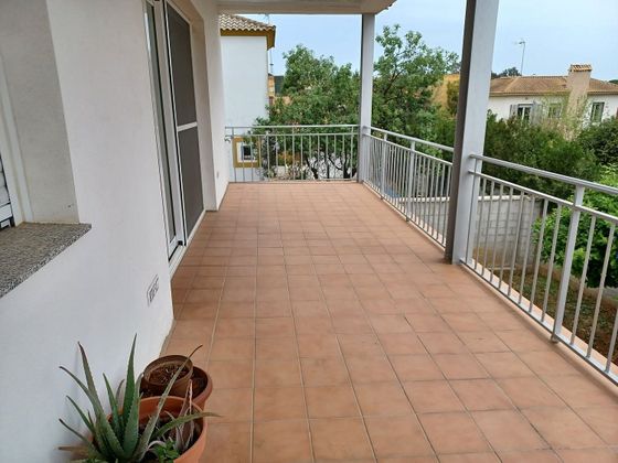 Foto 1 de Xalet en venda a urbanización La Juncosa de 4 habitacions amb terrassa i piscina