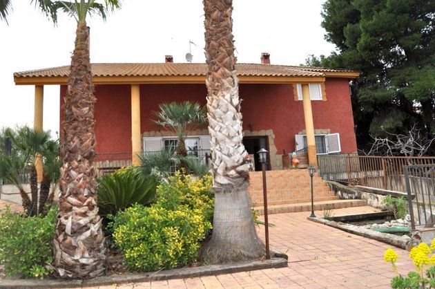 Foto 1 de Casa rural en venda a Torres de Cotillas (Las) de 5 habitacions amb terrassa i piscina