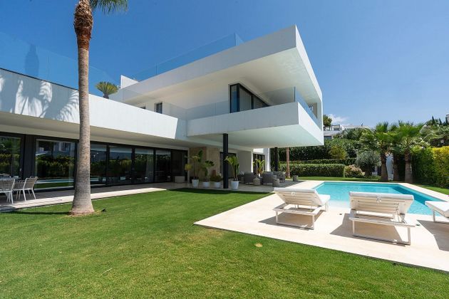Foto 2 de Xalet en venda a urbanización Andalucía F de 5 habitacions amb terrassa i piscina