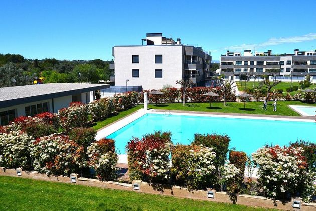 Foto 1 de Piso en alquiler en Rocafort de 2 habitaciones con terraza y piscina