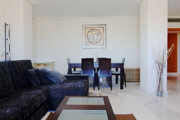 Foto 2 de Piso en alquiler en Penya-Roja de 4 habitaciones con muebles y aire acondicionado