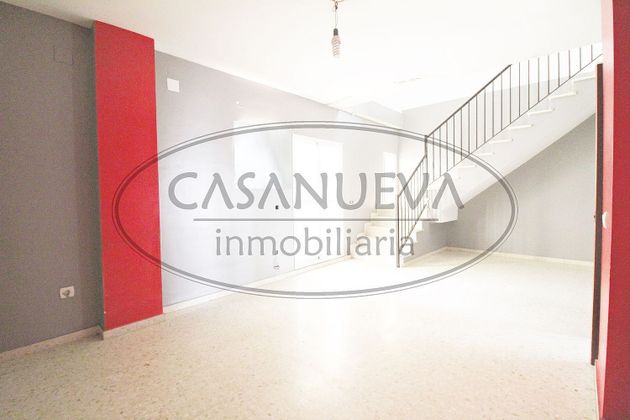 Foto 2 de Dúplex en venda a calle Comunidad Autónoma de Baleares de 4 habitacions amb terrassa i balcó
