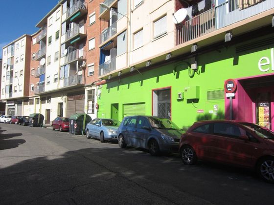 Foto 2 de Local en venda a calle De Alejandro Oliván de 400 m²