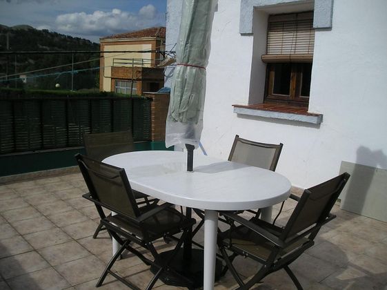 Foto 2 de Xalet en venda a calle Estación de 5 habitacions amb terrassa