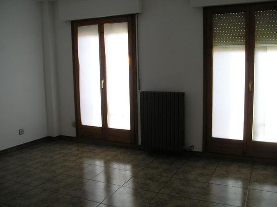Foto 2 de Casa adossada en venda a calle Soria Barranco de 4 habitacions amb terrassa i garatge
