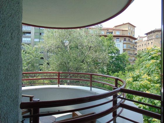 Foto 1 de Dúplex en venda a Paseo Independencia de 3 habitacions amb terrassa i aire acondicionat
