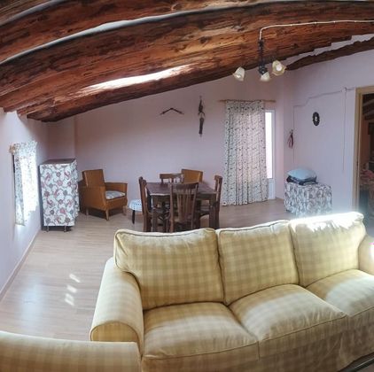 Foto 1 de Casa en alquiler en Miedes de Aragón de 3 habitaciones con terraza y muebles