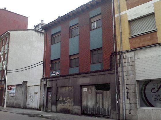Foto 1 de Venta de edificio en calle Torre de Abajo de 213 m²
