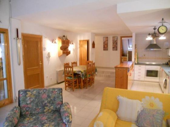 Foto 1 de Pis en venda a Canfranc de 2 habitacions amb terrassa i garatge