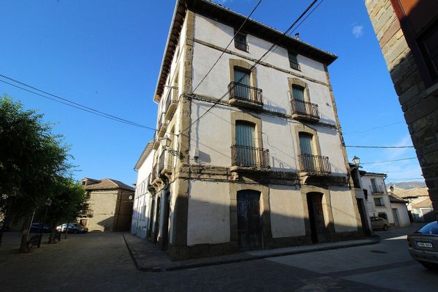 Foto 2 de Casa en venda a plaza Mayor de 6 habitacions amb calefacció