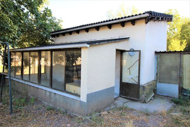 Foto 1 de Casa rural en venda a travesía Francia de 1 habitació amb terrassa i jardí