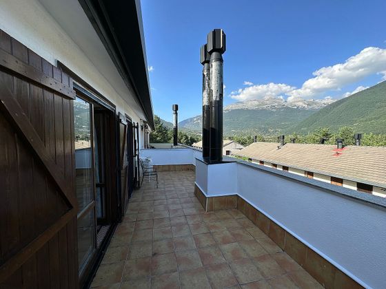 Foto 1 de Àtic en venda a calle De Santiago de 2 habitacions amb terrassa i garatge