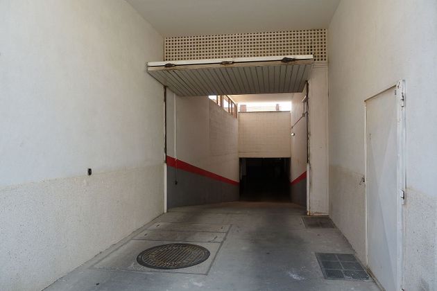Foto 2 de Venta de garaje en calle De Las Escuelas de 9 m²