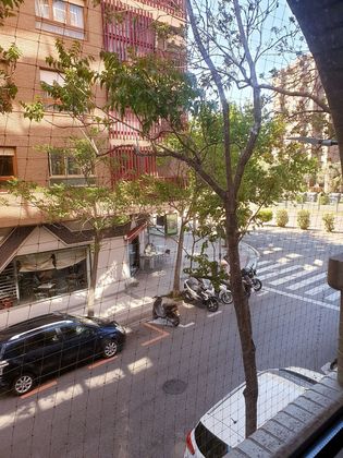 Foto 1 de Oficina en venda a avenida De Cesáreo Alierta amb aire acondicionat