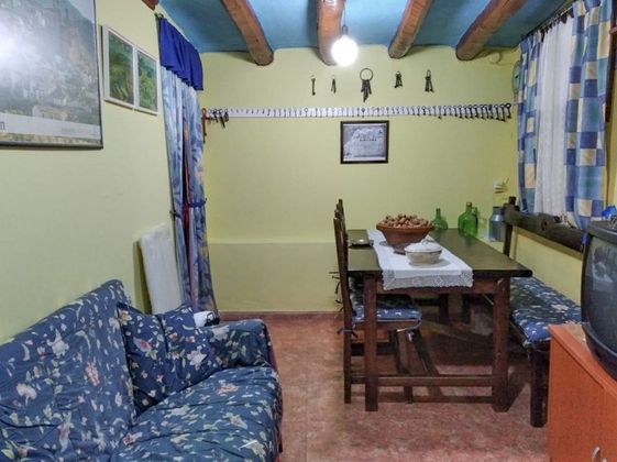Foto 2 de Casa en venda a Aniñón de 3 habitacions amb terrassa