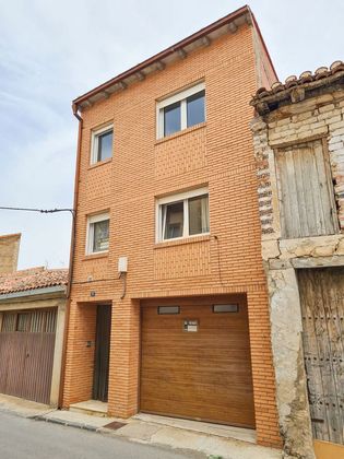 Foto 1 de Casa adossada en venda a calle Sánchez de Motos de 4 habitacions amb terrassa i garatge