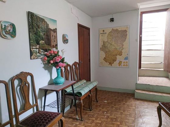 Foto 1 de Casa en venda a calle Vizcaína de 4 habitacions i 239 m²